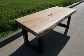Tafel met u-vormig onderstel